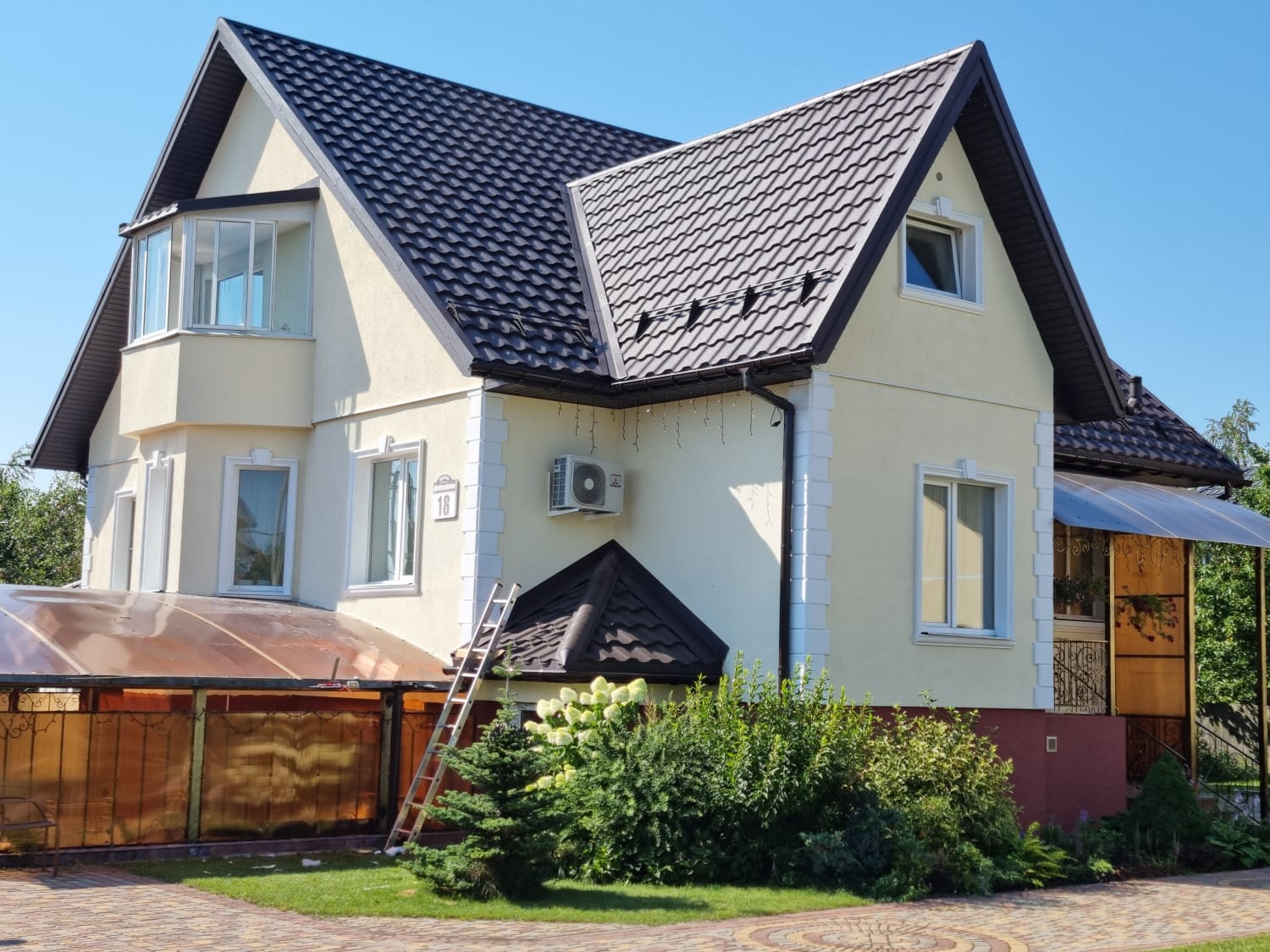 Декоративный фасад 240 м2
